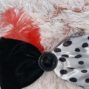Cruella Disney bow